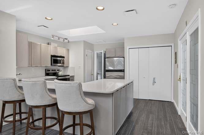 4 Woodleaf Court Property Photo 11