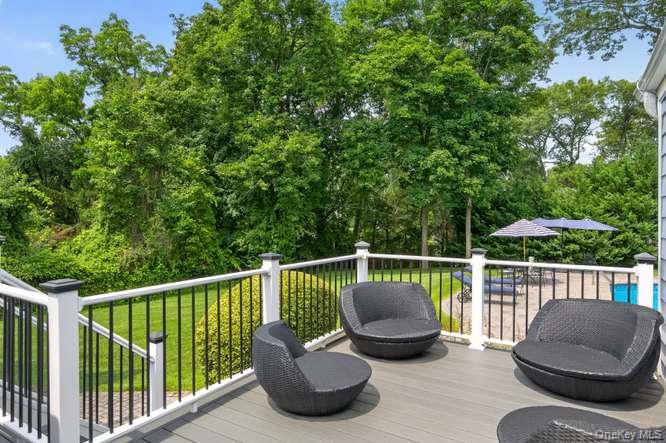 4 Woodleaf Court Property Photo 18