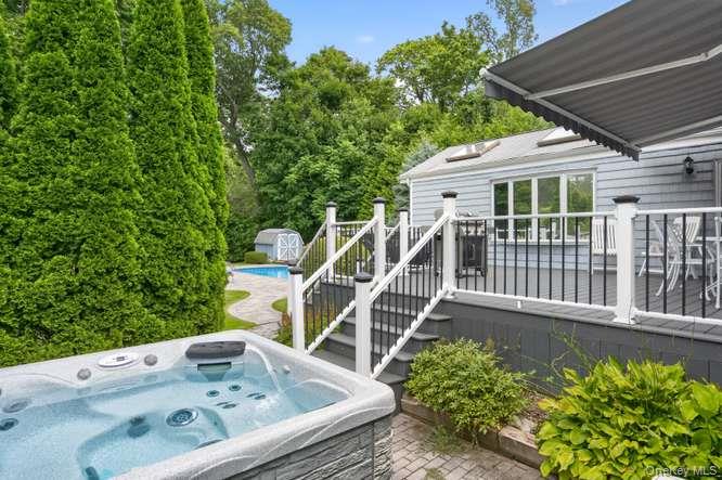 4 Woodleaf Court Property Photo 22