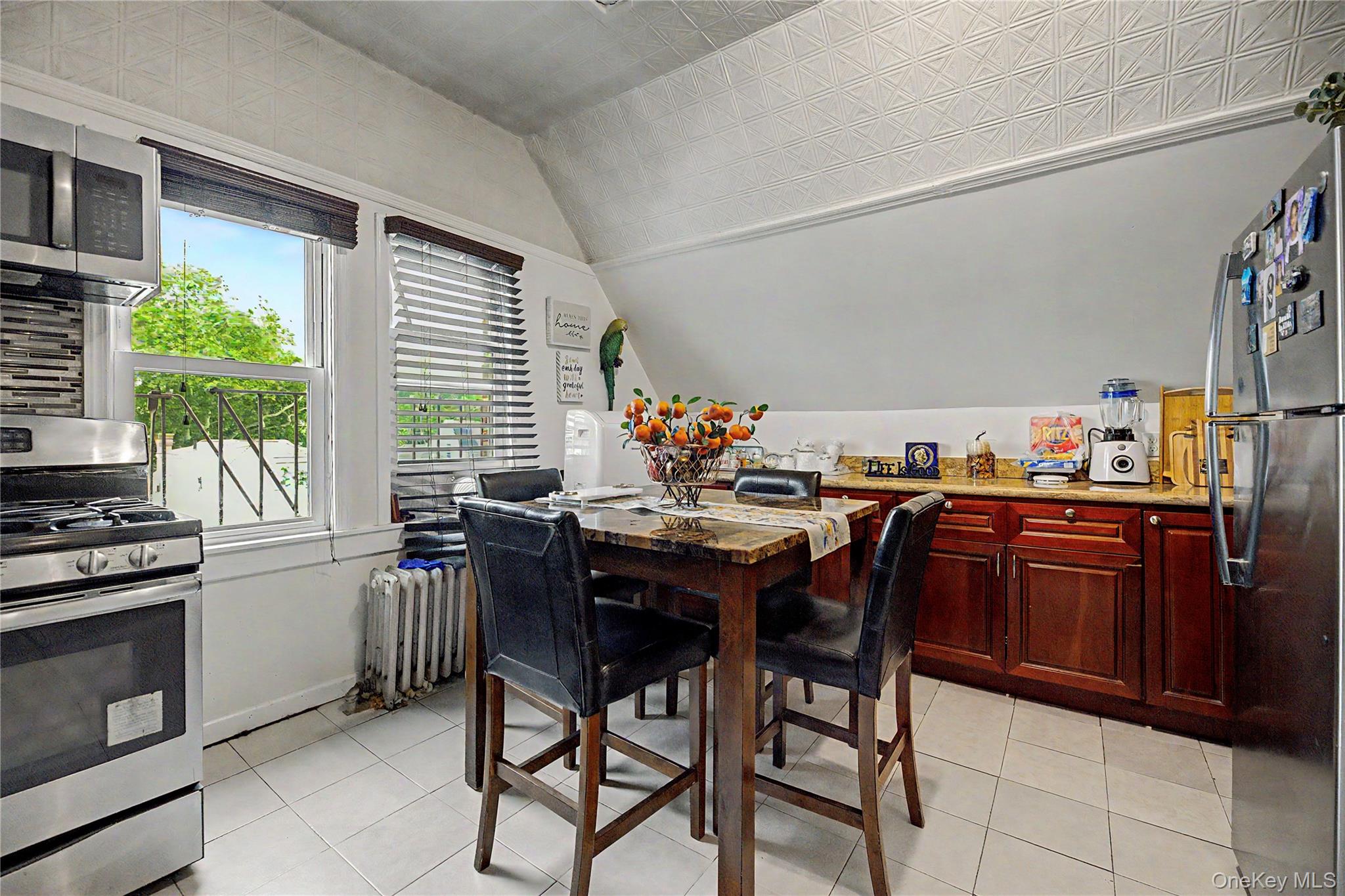 1913 Bogart Avenue Property Photo 8