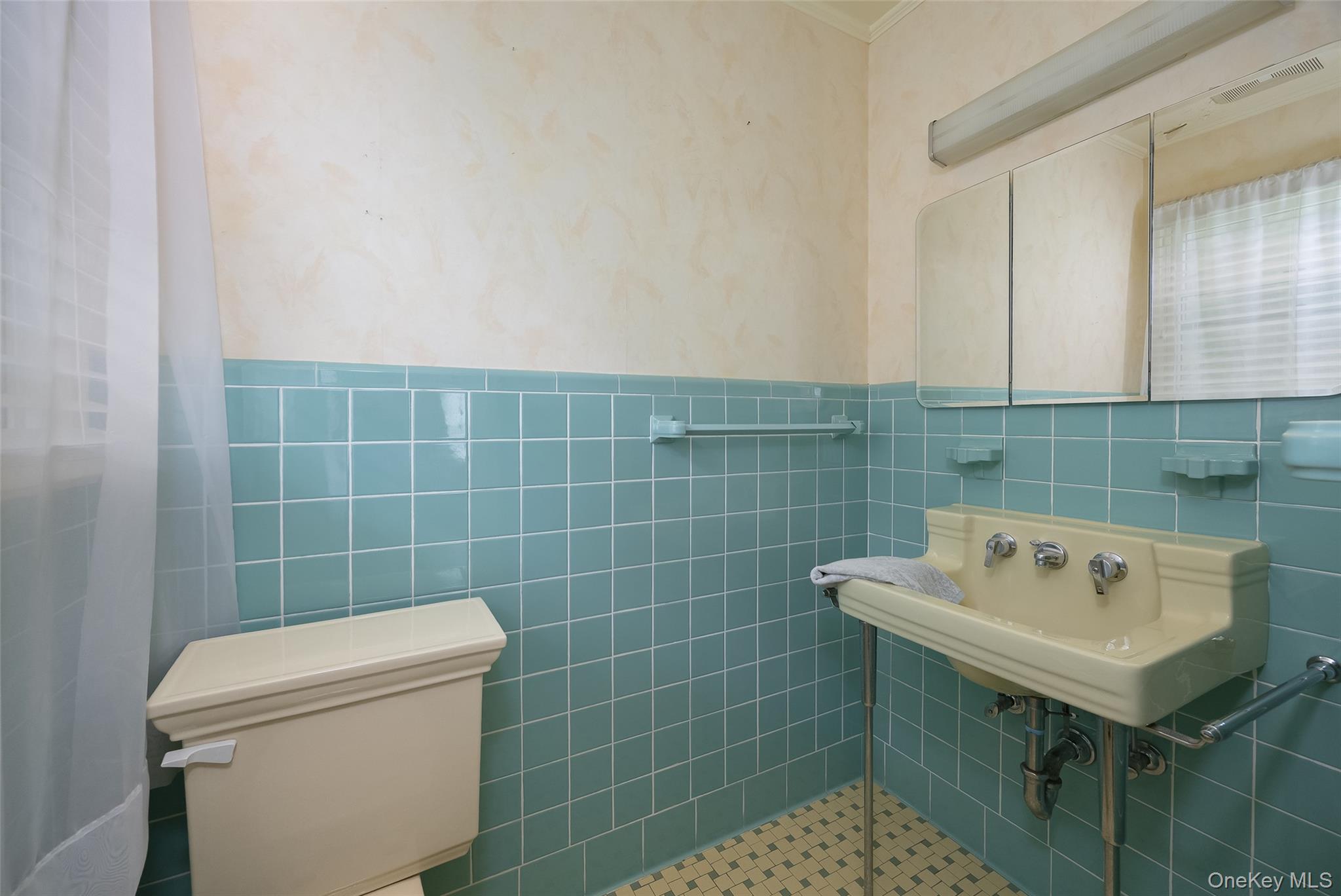 46 Barnard Avenue Property Photo 17