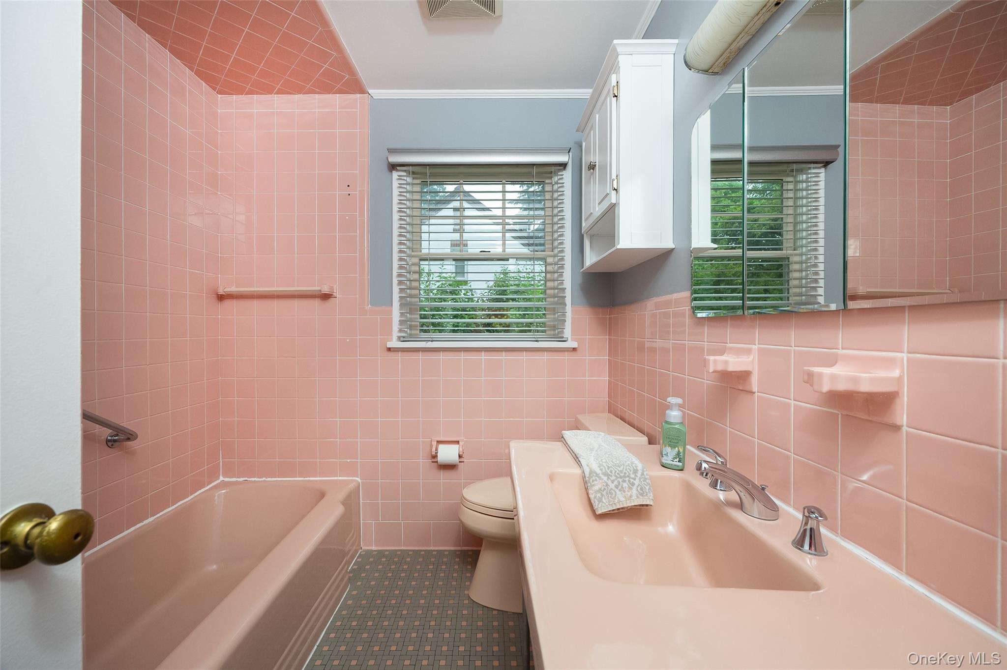 46 Barnard Avenue Property Photo 19