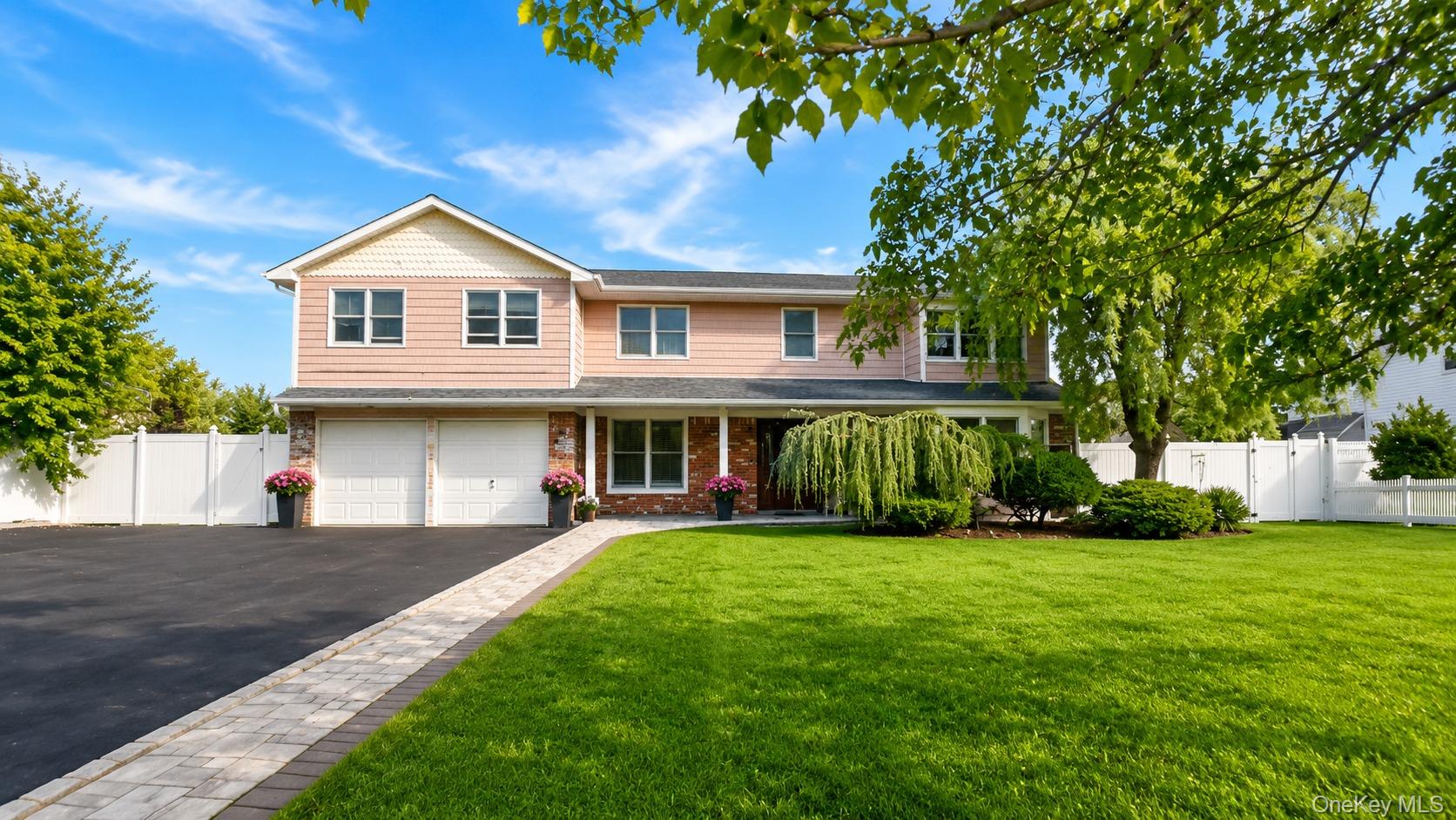 108 Burr Road Property Photo 3
