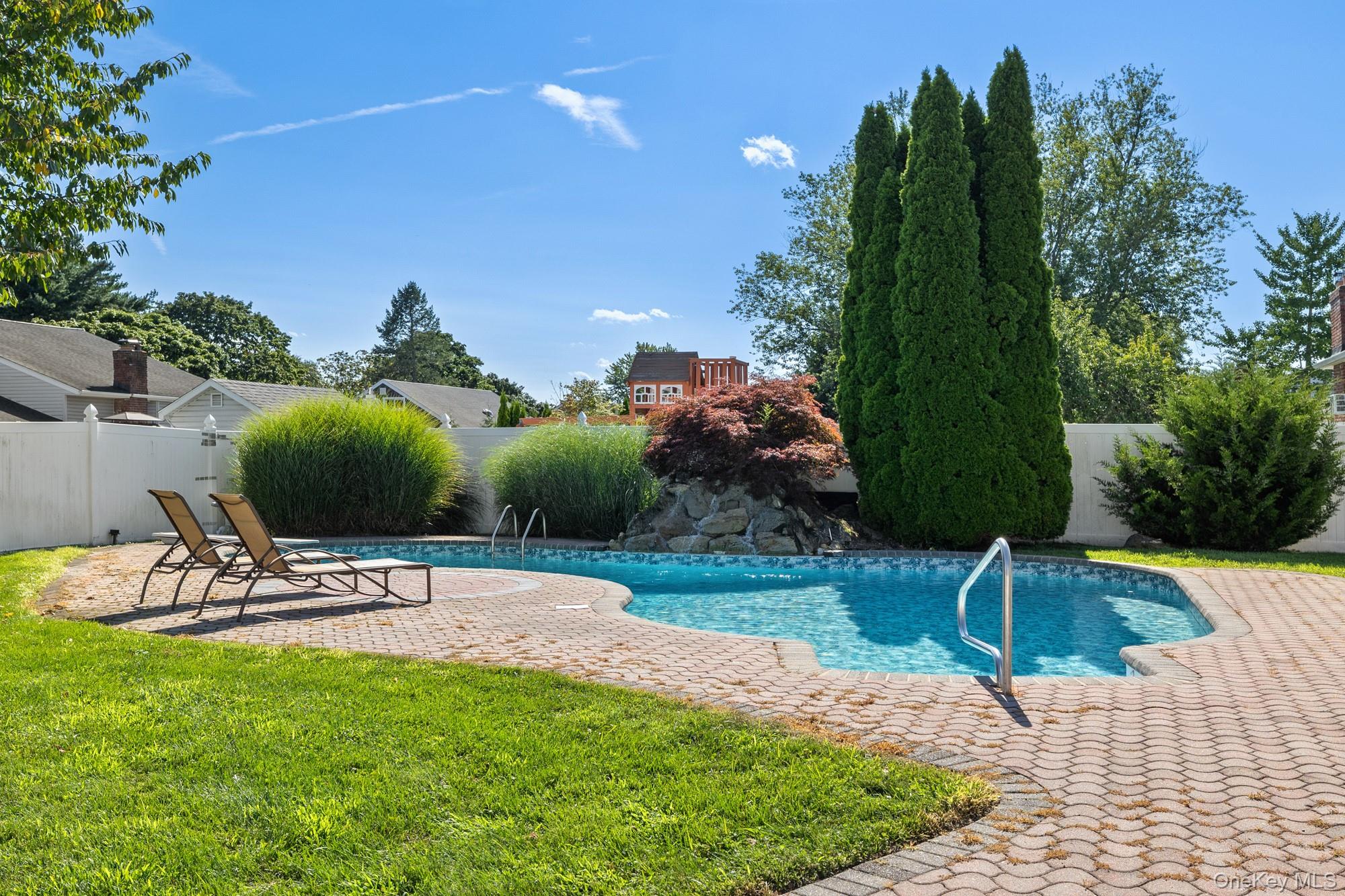 108 Burr Road Property Photo 36