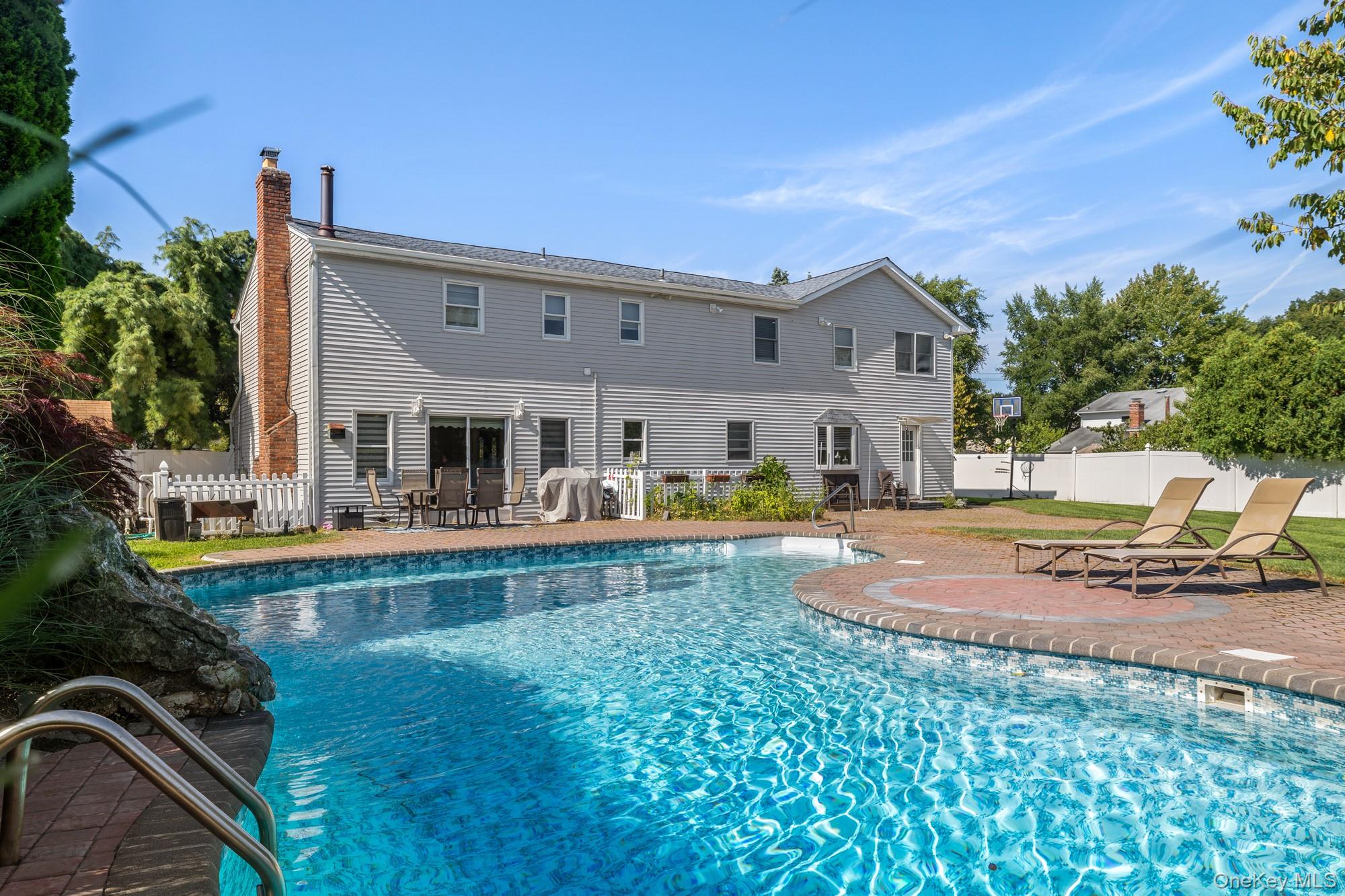 108 Burr Road Property Photo 43
