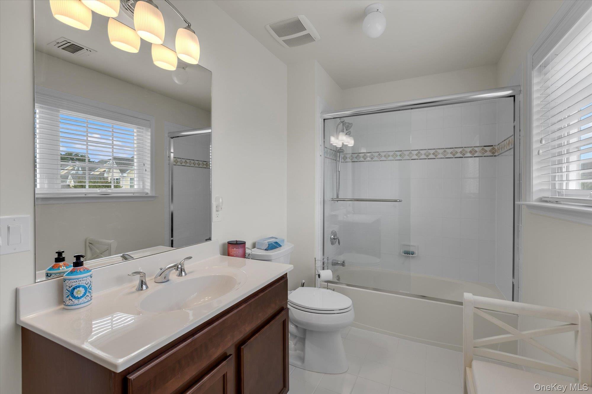158 Stoneleigh Drive Property Photo 14