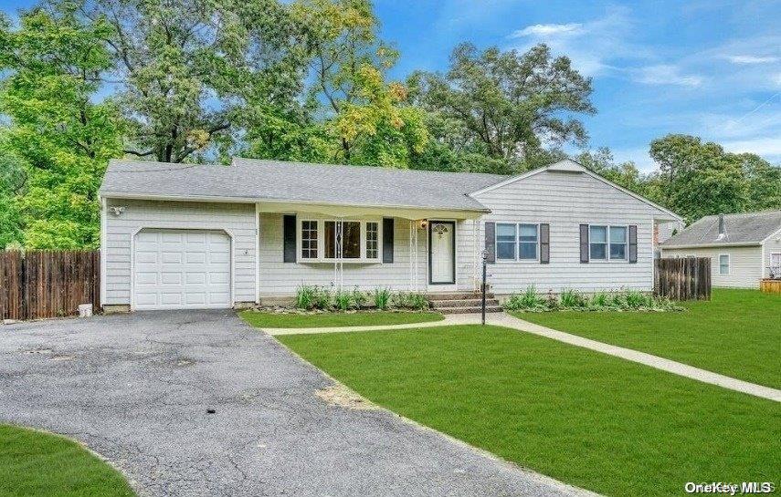 6 Willow Street Property Photo 2