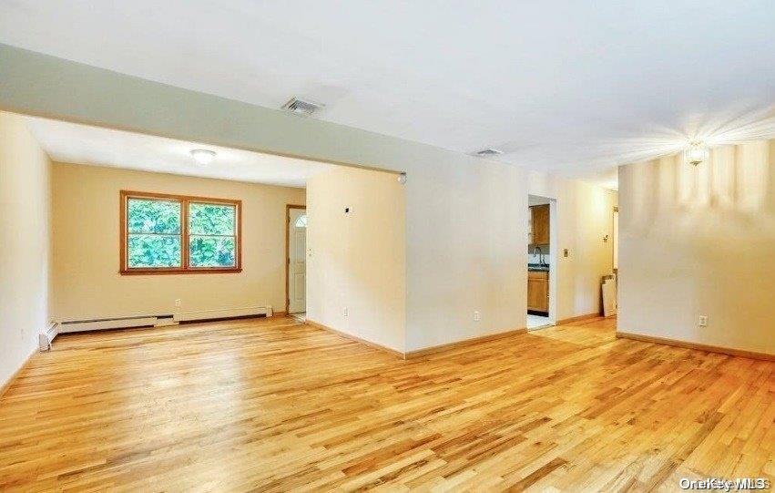 6 Willow Street Property Photo 9