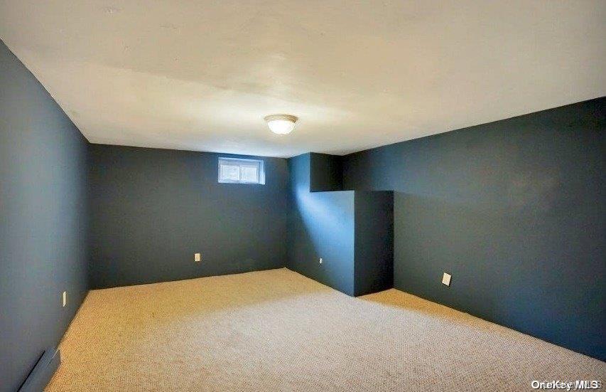 6 Willow Street Property Photo 17