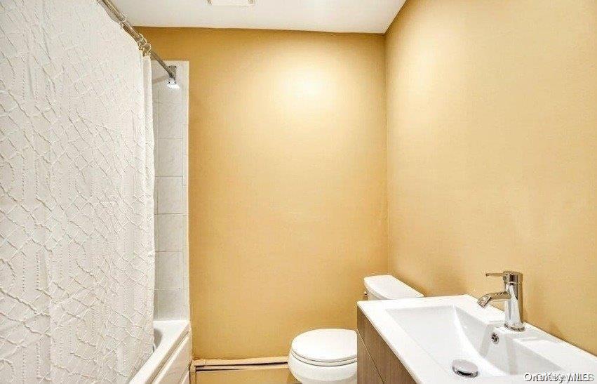 6 Willow Street Property Photo 23