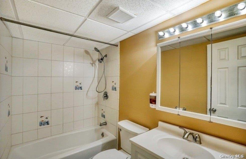 6 Willow Street Property Photo 24