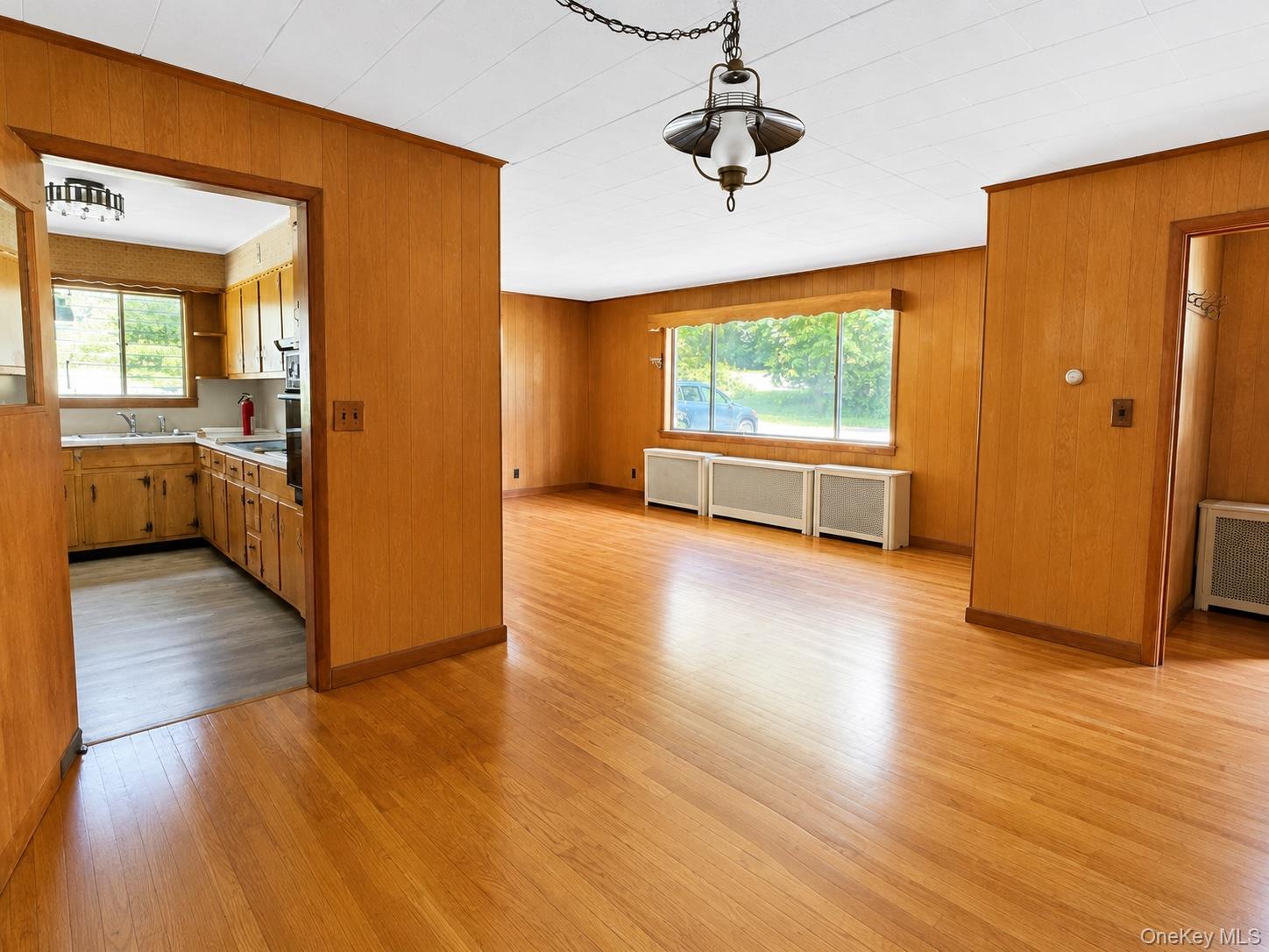29 Ulster Avenue Property Photo 3
