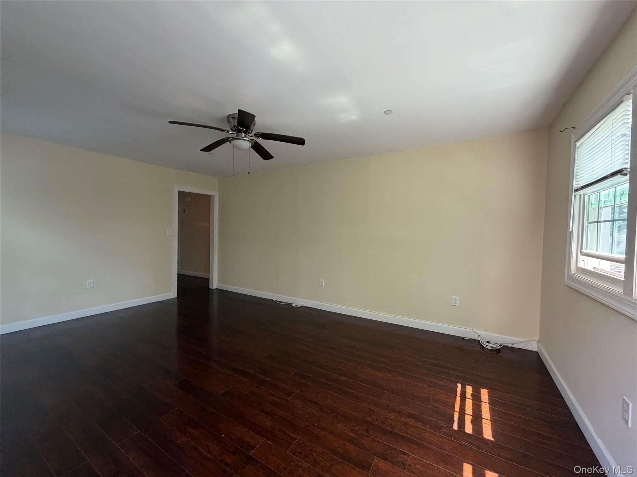 422 E Chester Street 2 Property Photo 6