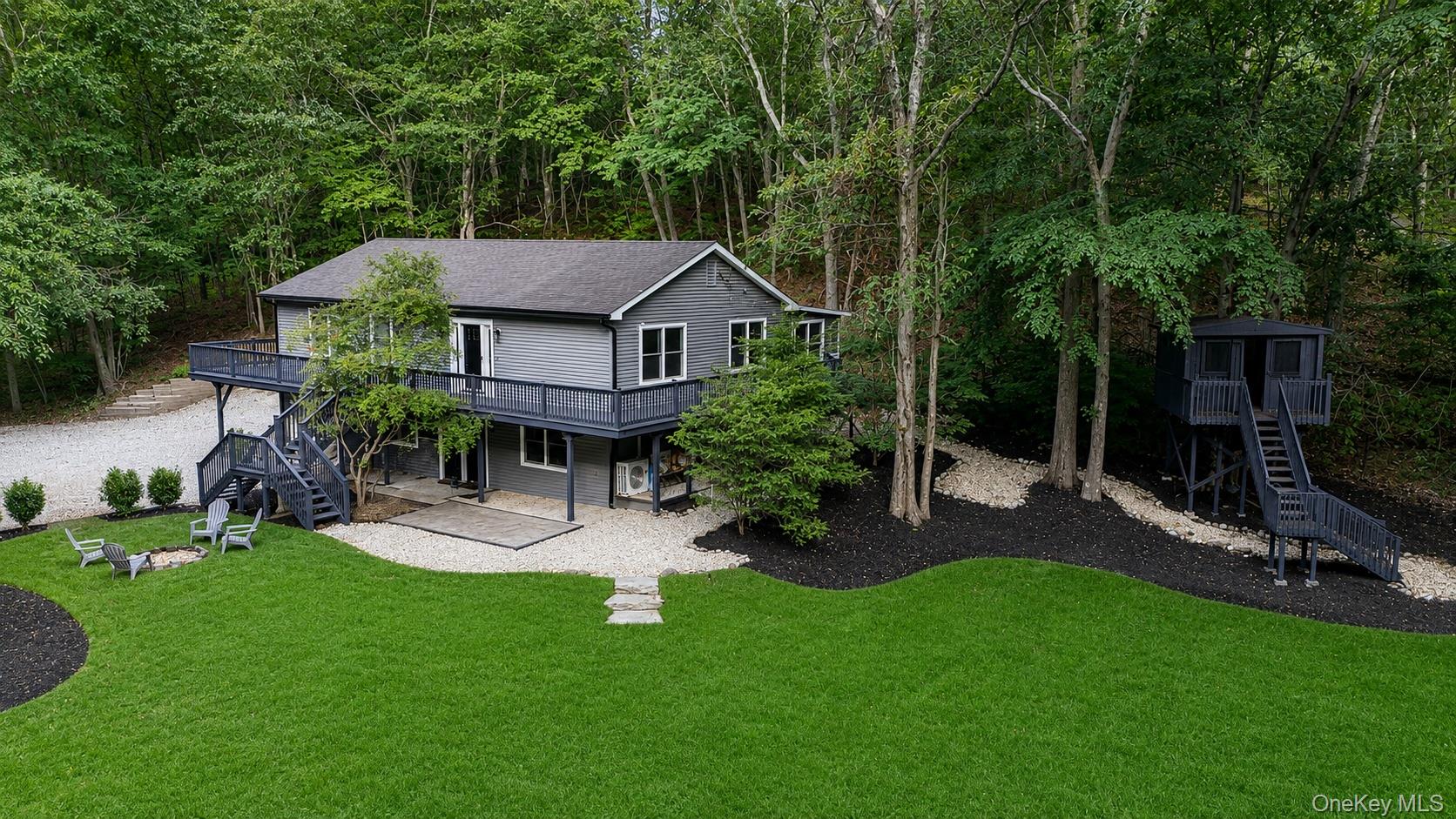644 Bread And Cheese Hollow Road Property Photo 2