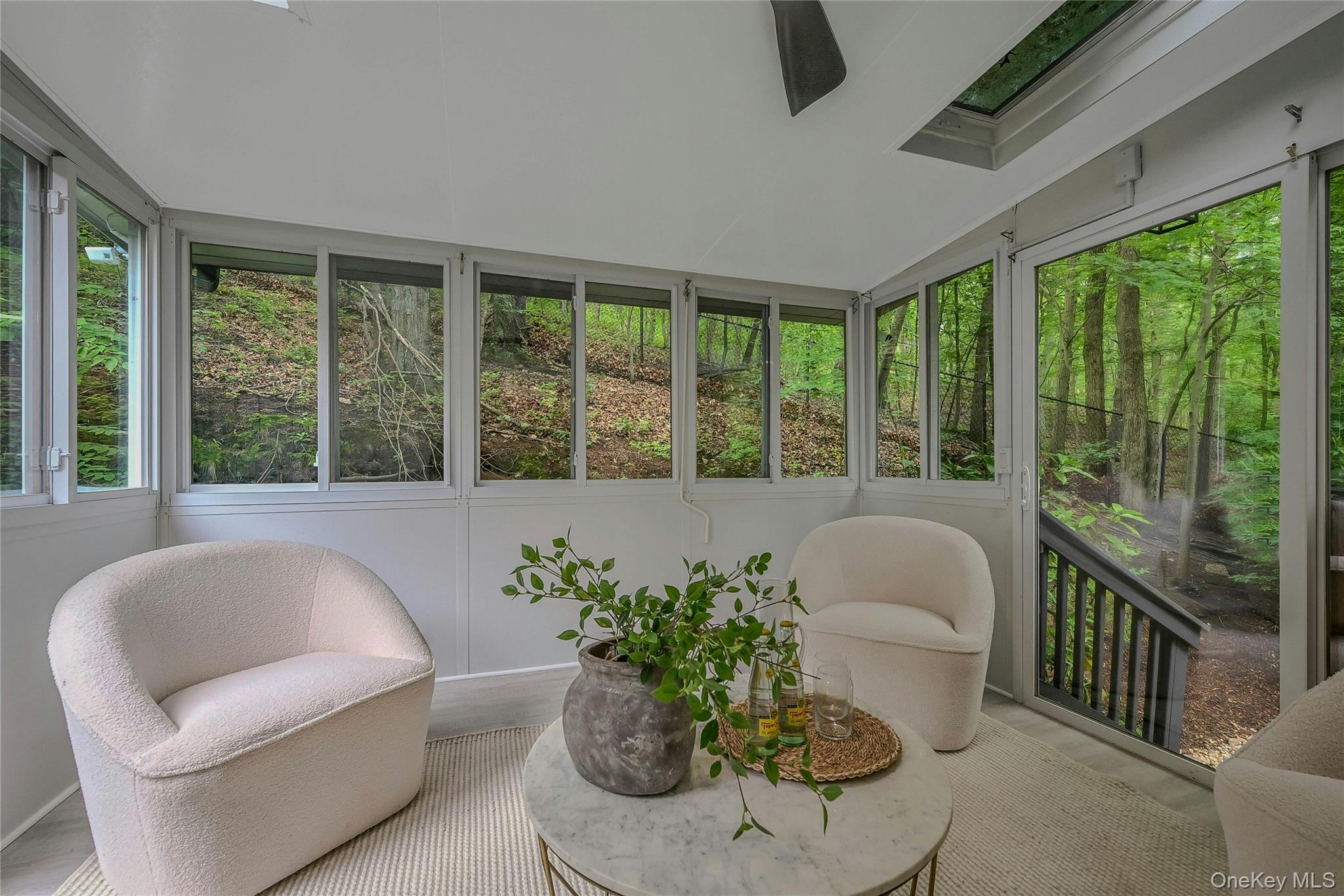 644 Bread And Cheese Hollow Road Property Photo 11