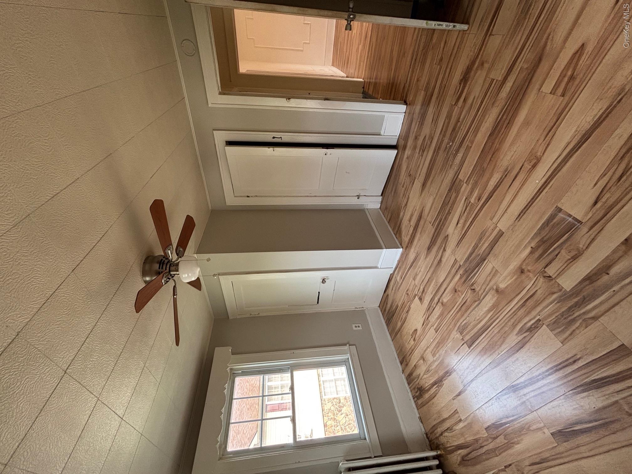 362 Mansion Street Property Photo 9