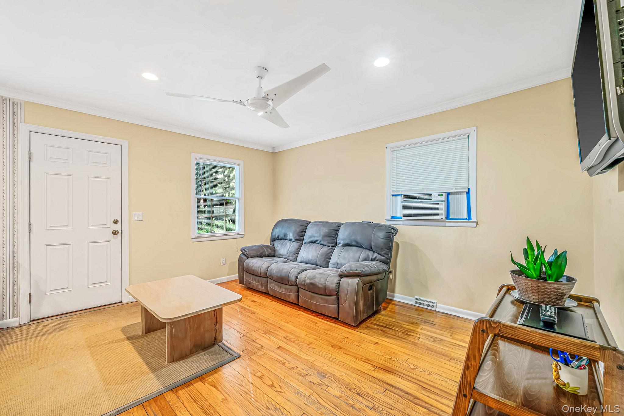 4 Vine Street Property Photo 2