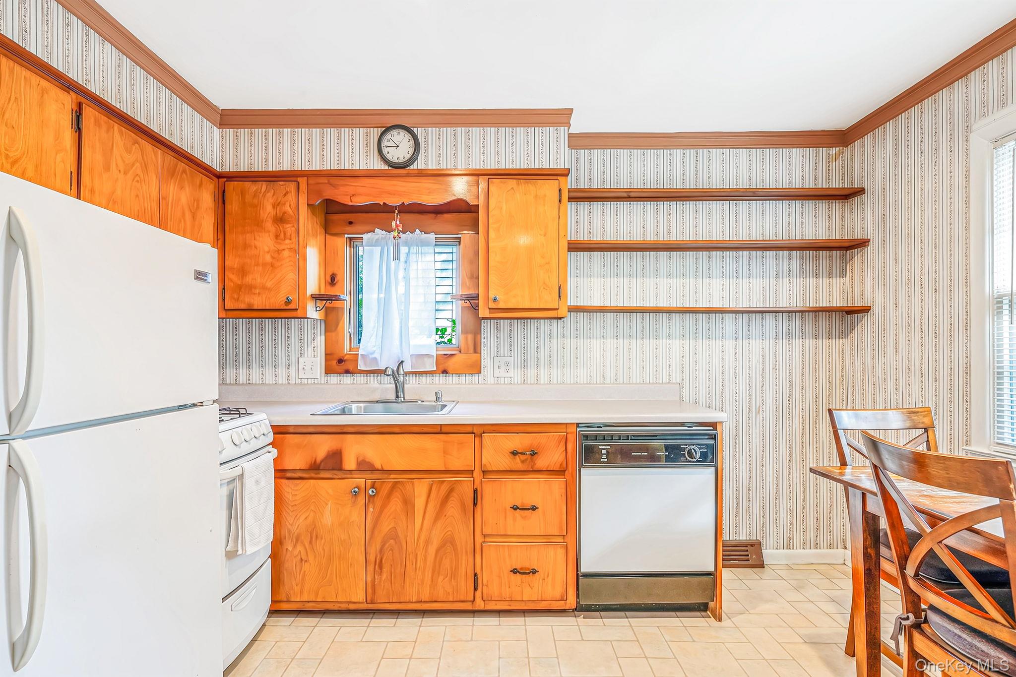 4 Vine Street Property Photo 5