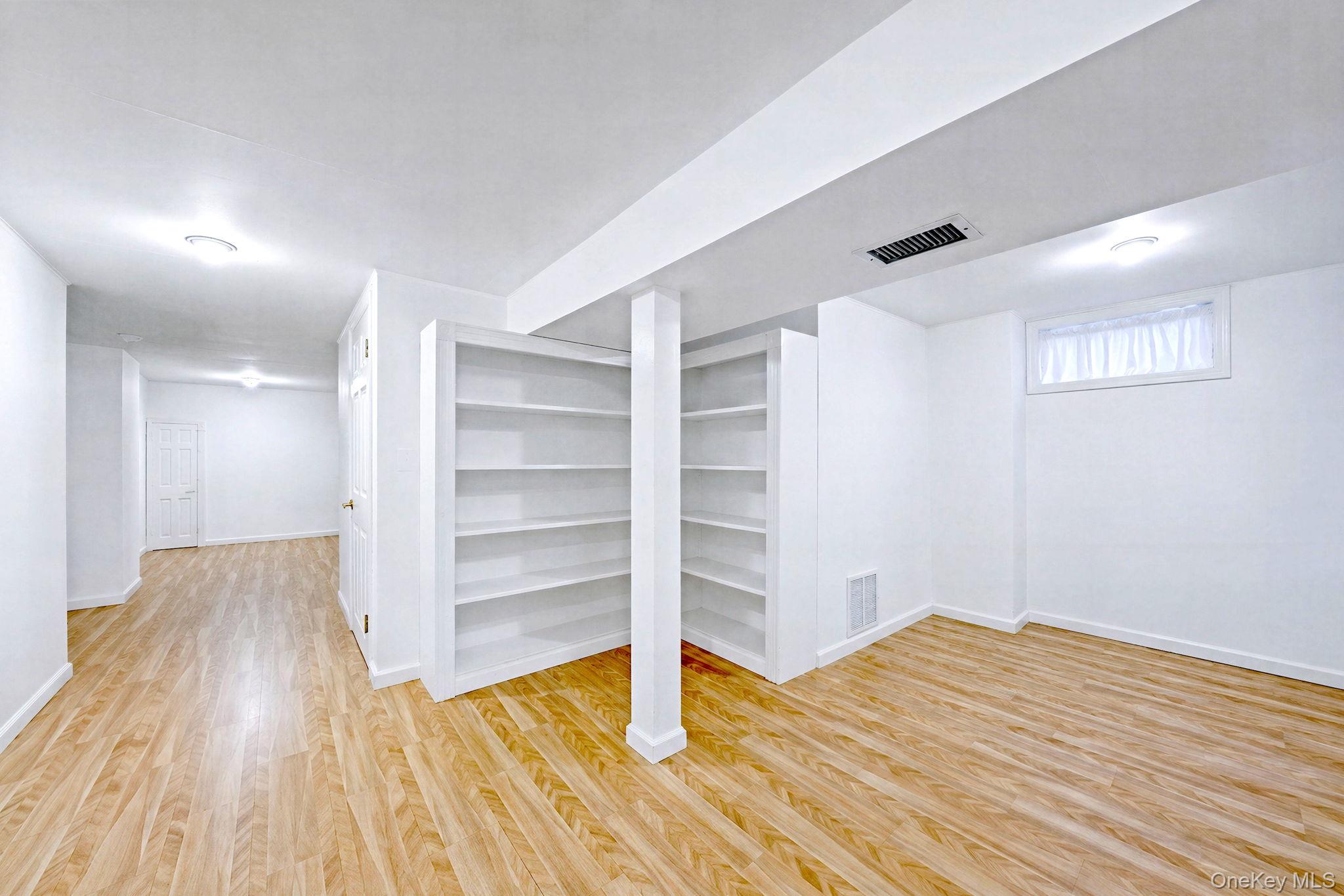 4 Vine Street Property Photo 11