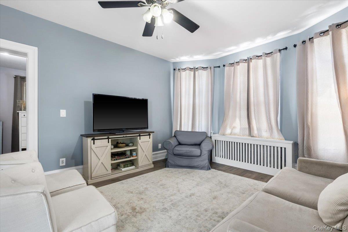 249 Centre Avenue Property Photo 14