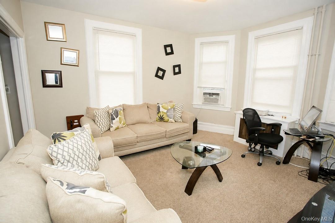 249 Centre Avenue Property Photo 26