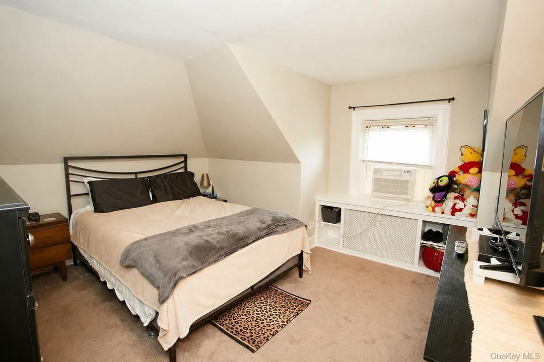 249 Centre Avenue Property Photo 30