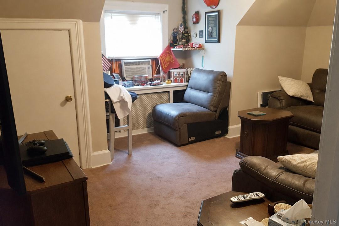 249 Centre Avenue Property Photo 32