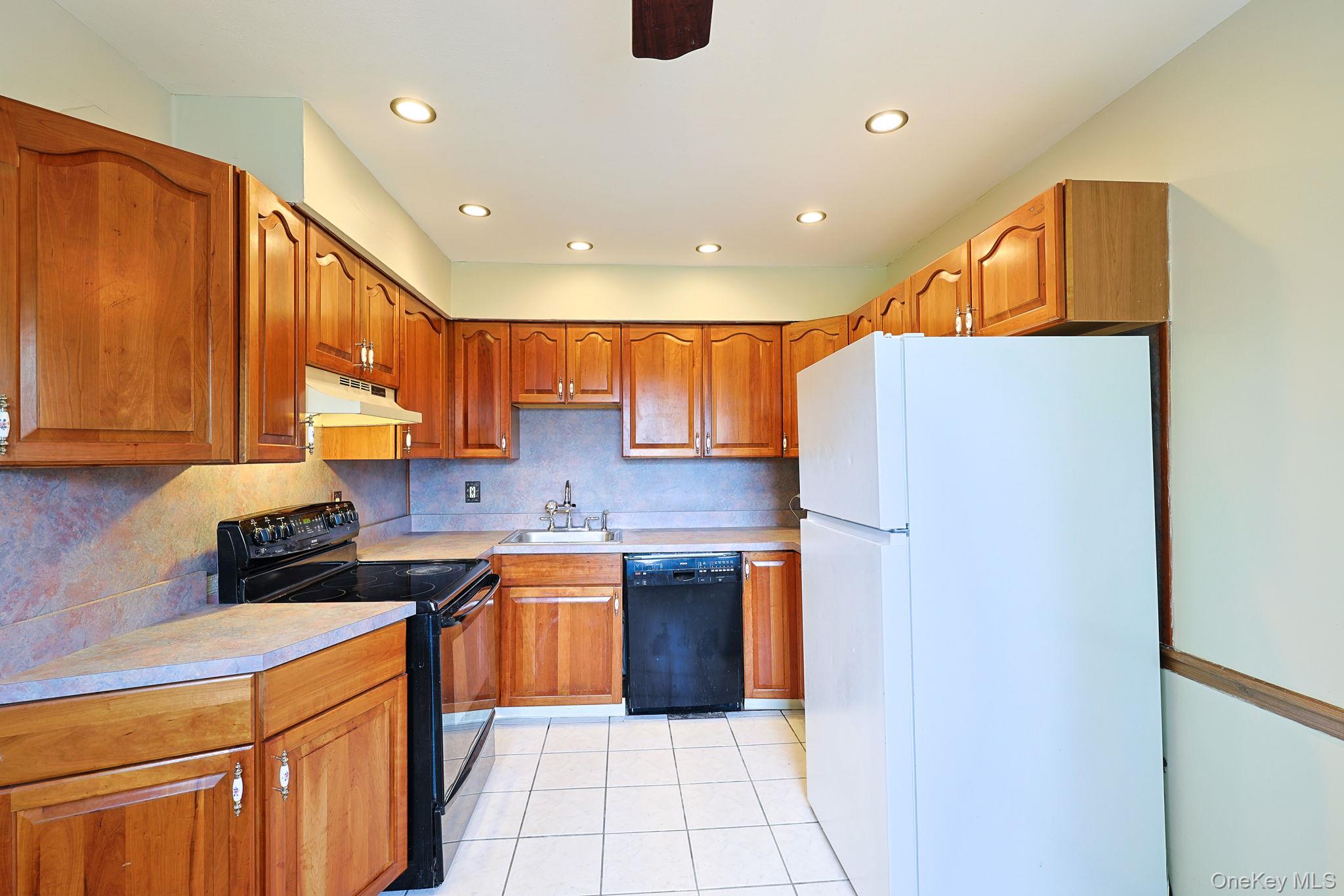 29 Manor Drive 29 Property Photo 6