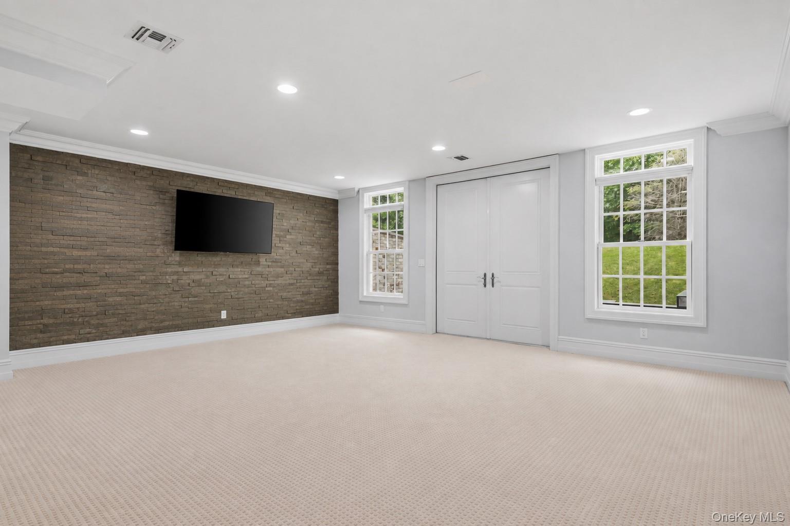 1481 N Country Road Property Photo 35