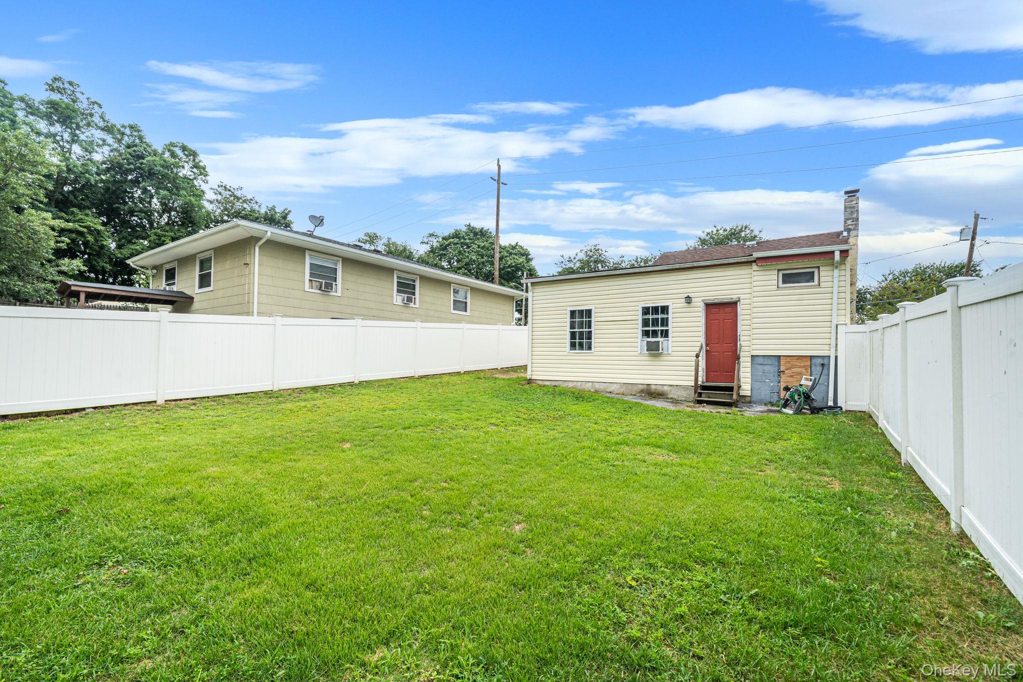 86 Woodycrest Drive Property Photo 20