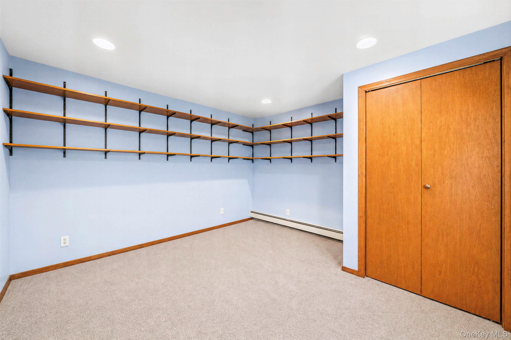 1050 Sipp Avenue Property Photo 11