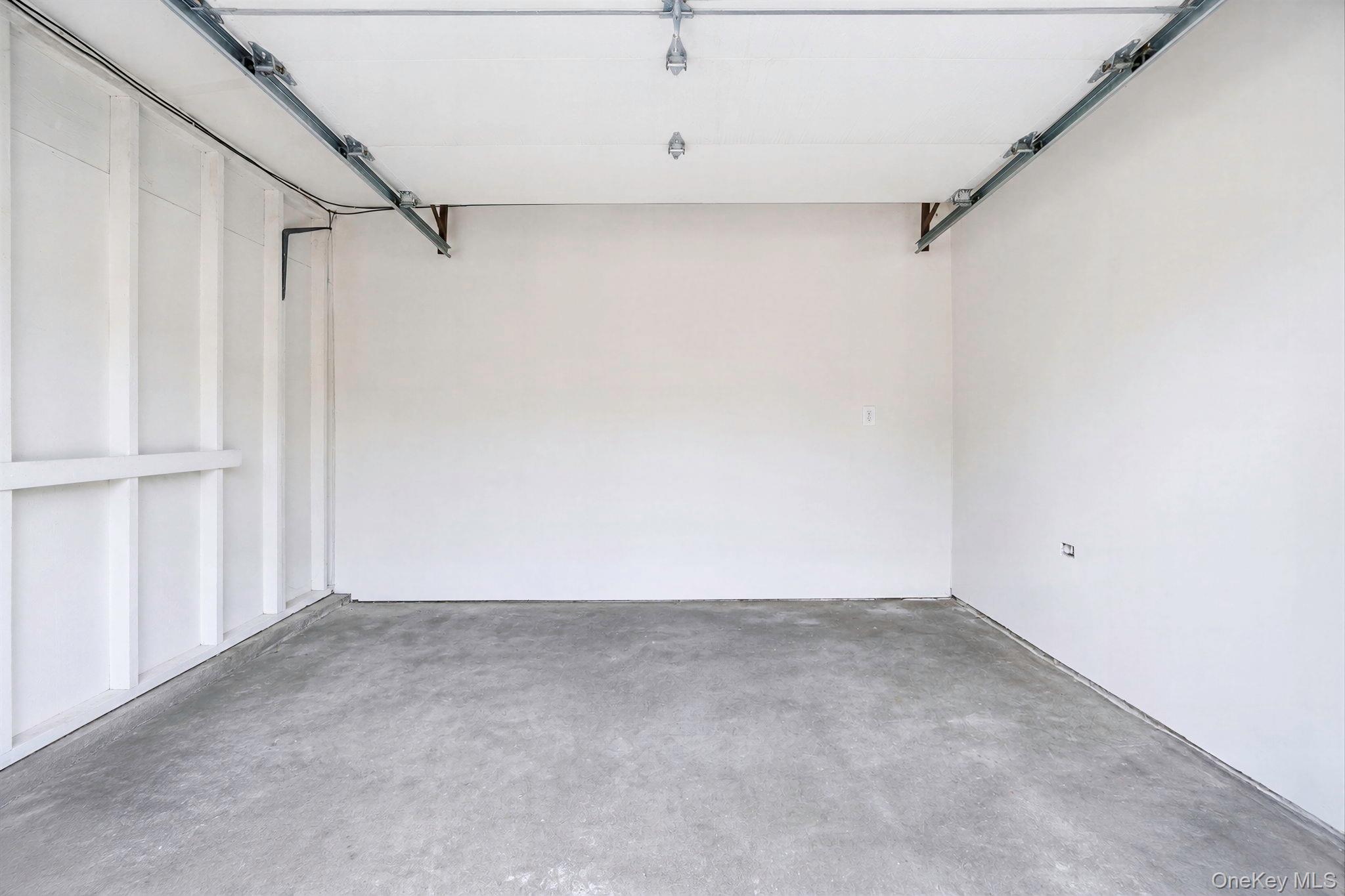 1050 Sipp Avenue Property Photo 25