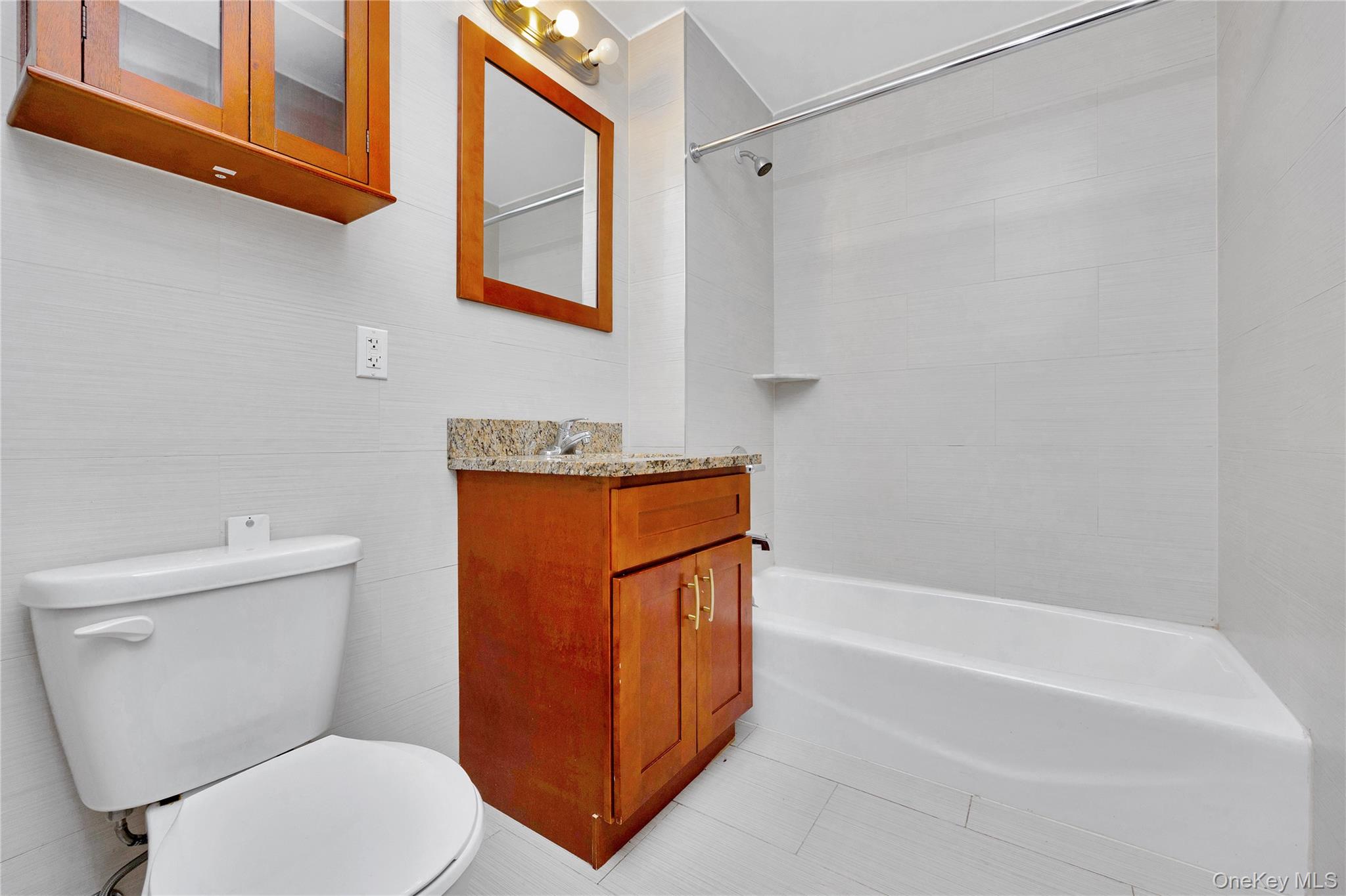 172-18 Jamaica Avenue 5d Property Photo 8