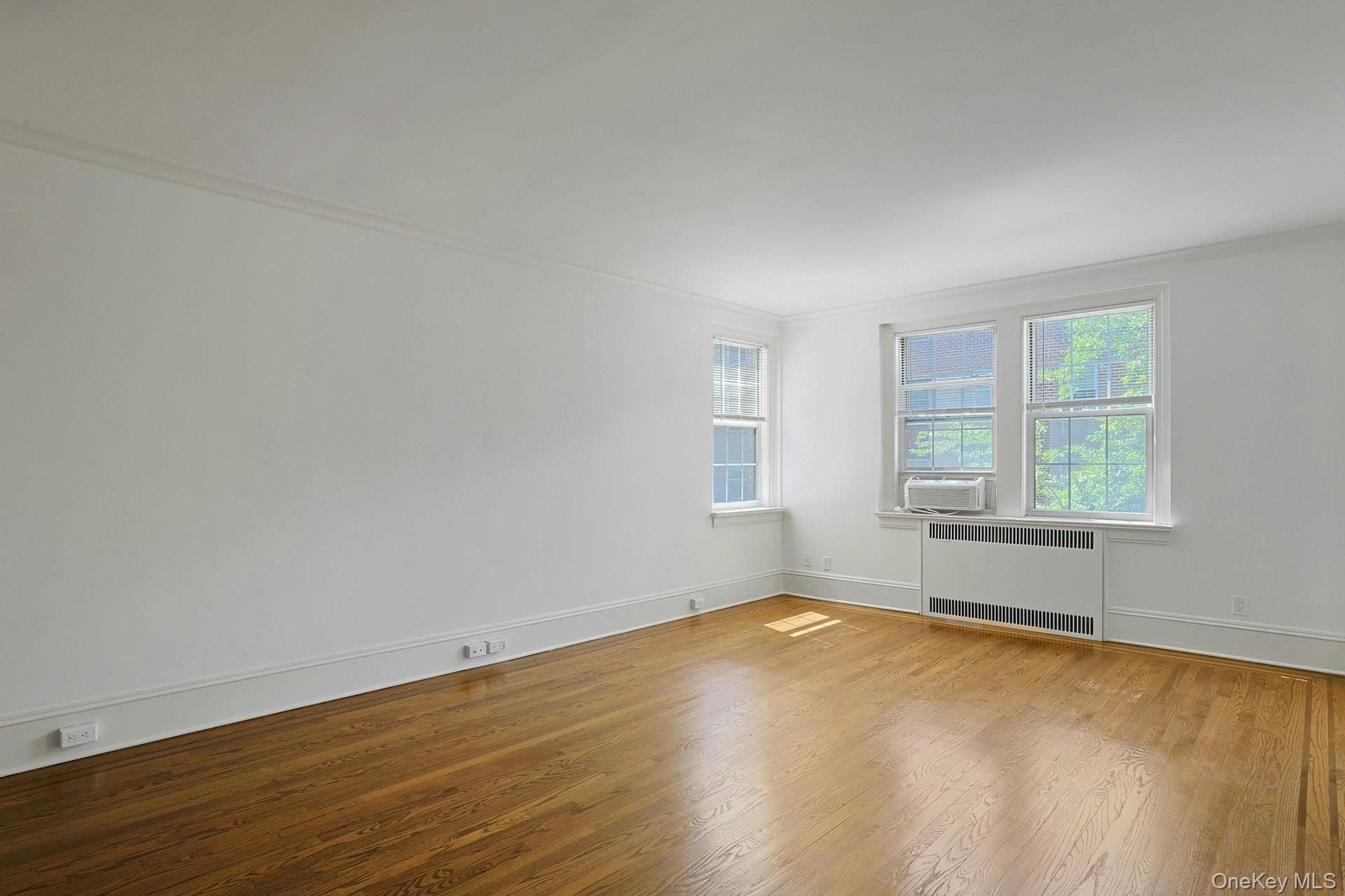 253 Garth Road 3e Property Photo 5