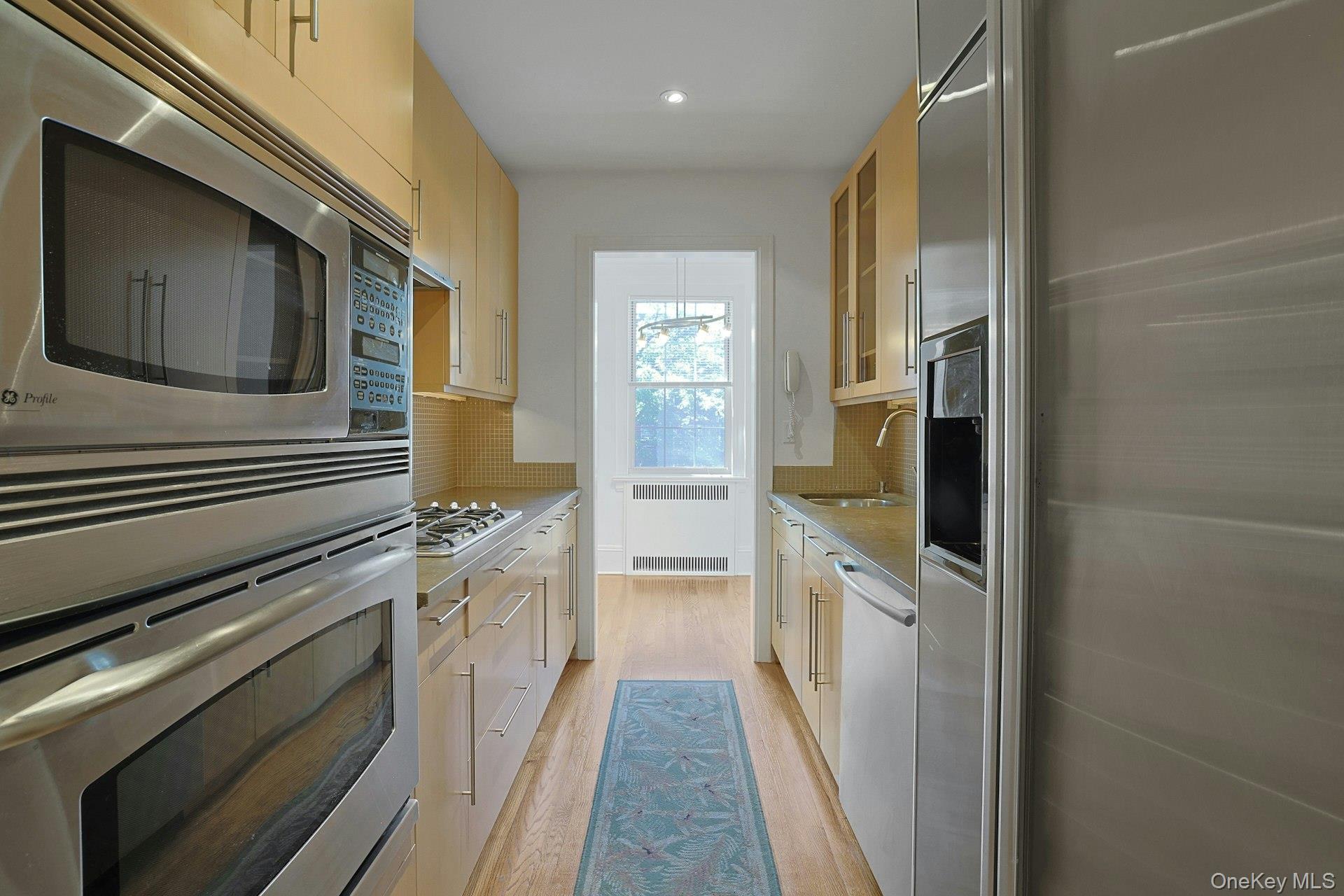 253 Garth Road 3e Property Photo 11