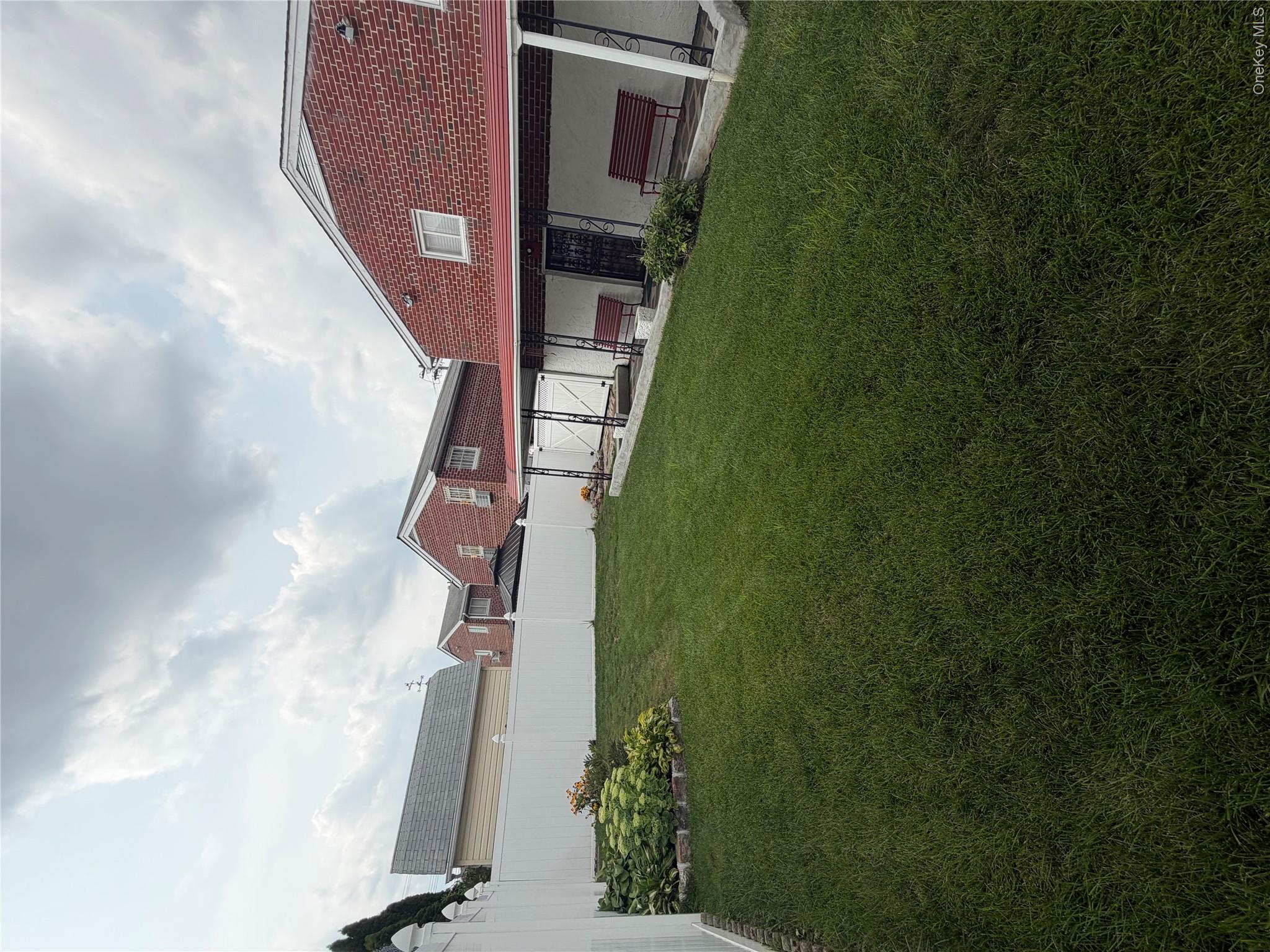 18618 140th Avenue Property Photo 38