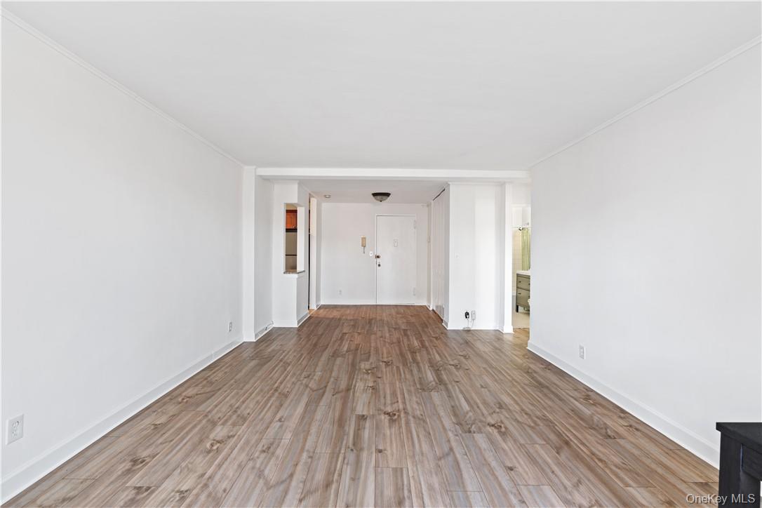 25 Franklin Avenue 2o Property Photo 4