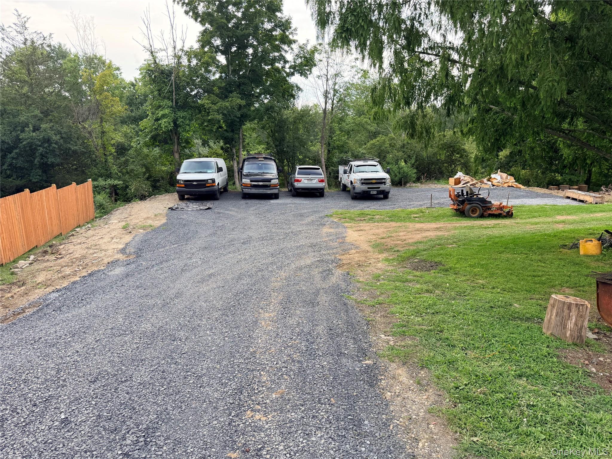 423 Rock Cut Road Property Photo 10