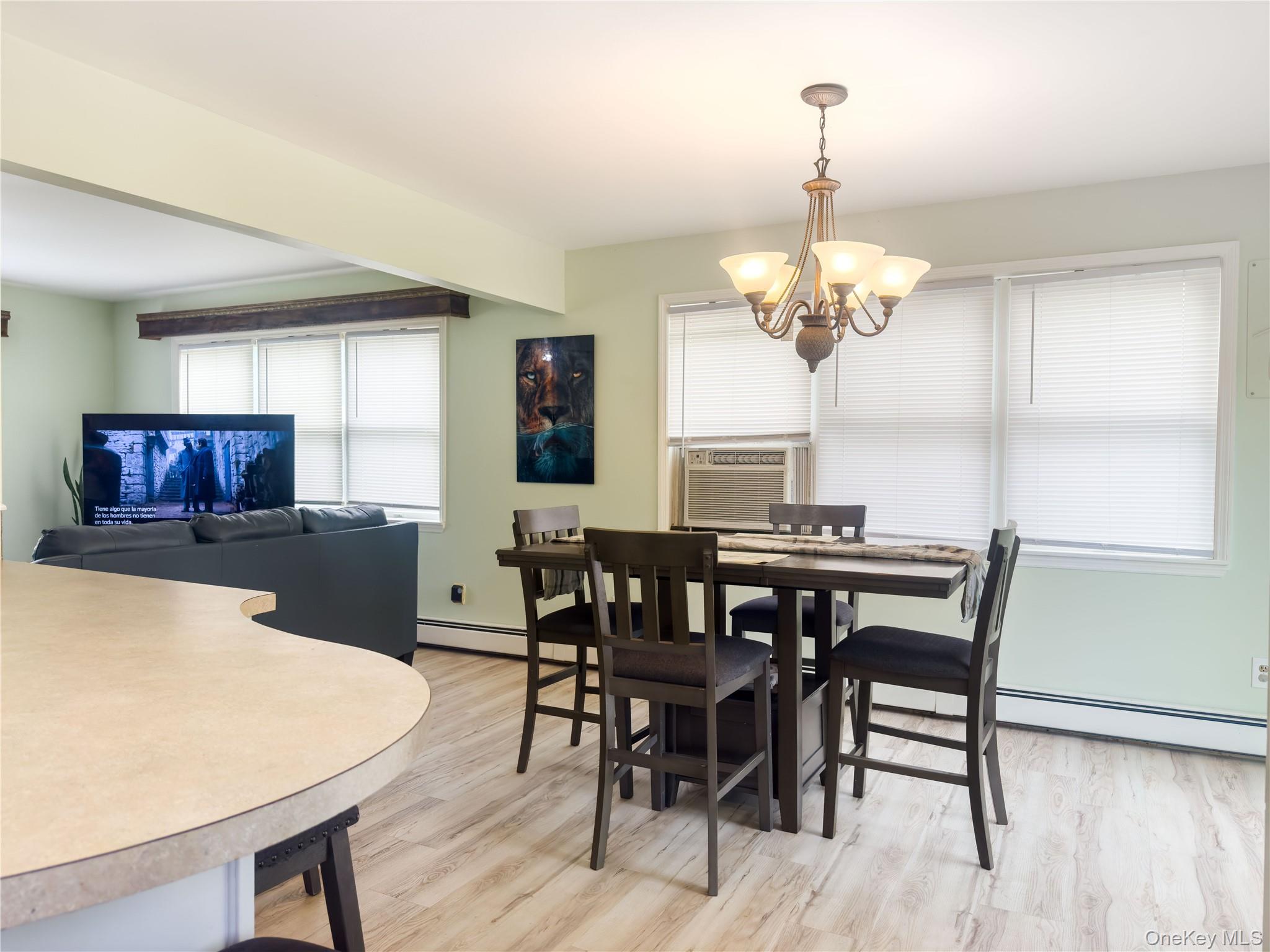 423 Rock Cut Road Property Photo 15
