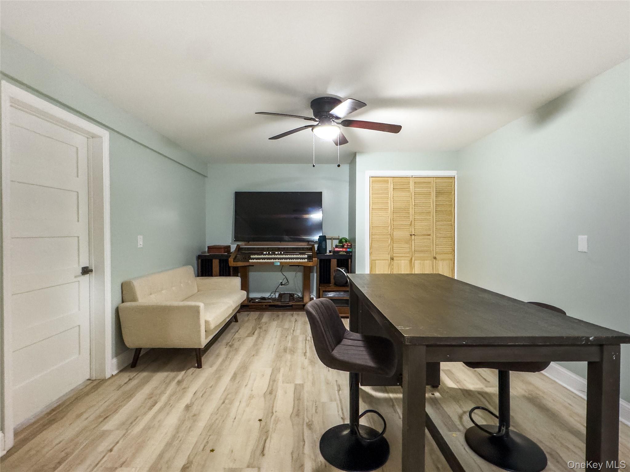 423 Rock Cut Road Property Photo 33