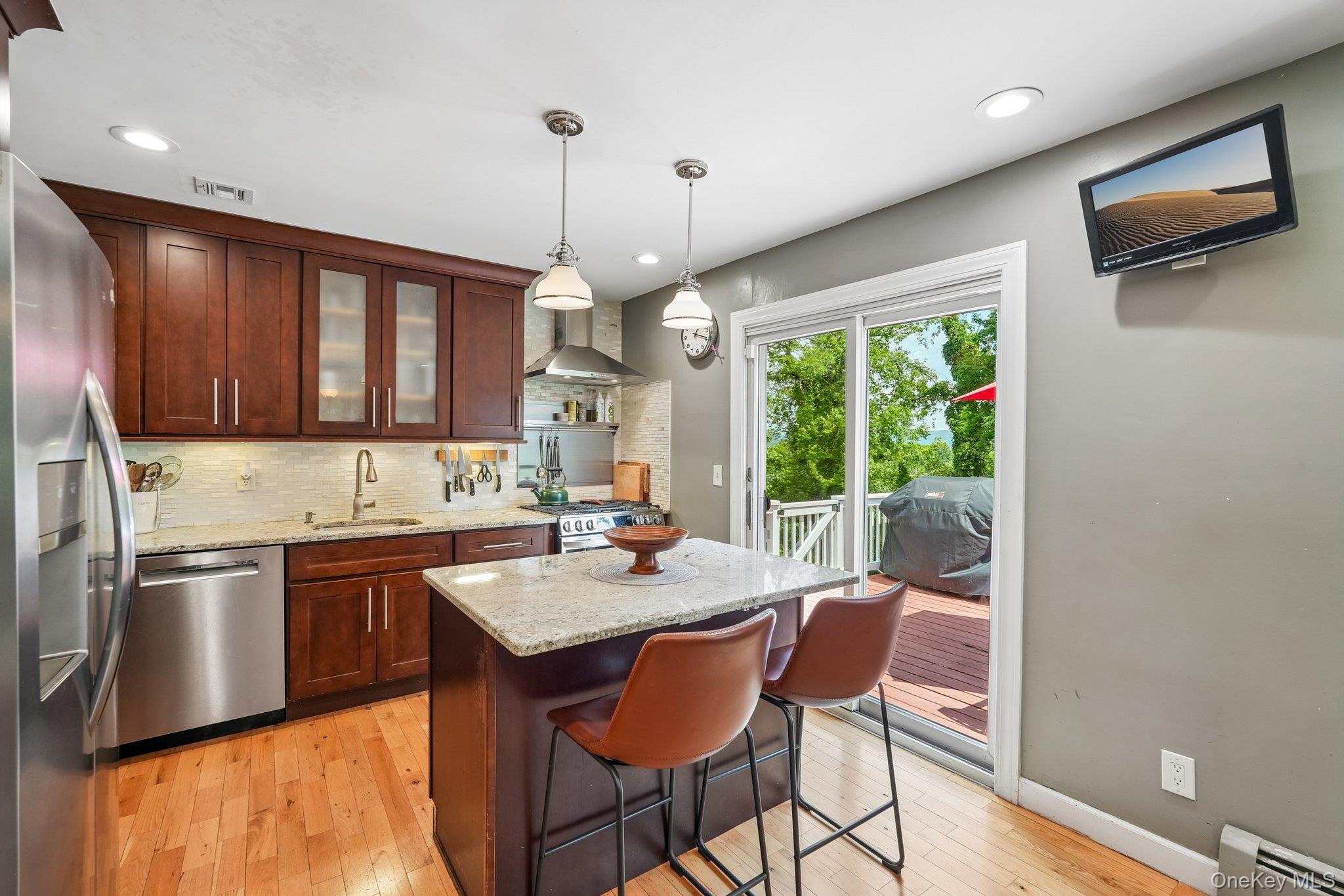 111 Hilltop Road Property Photo 14