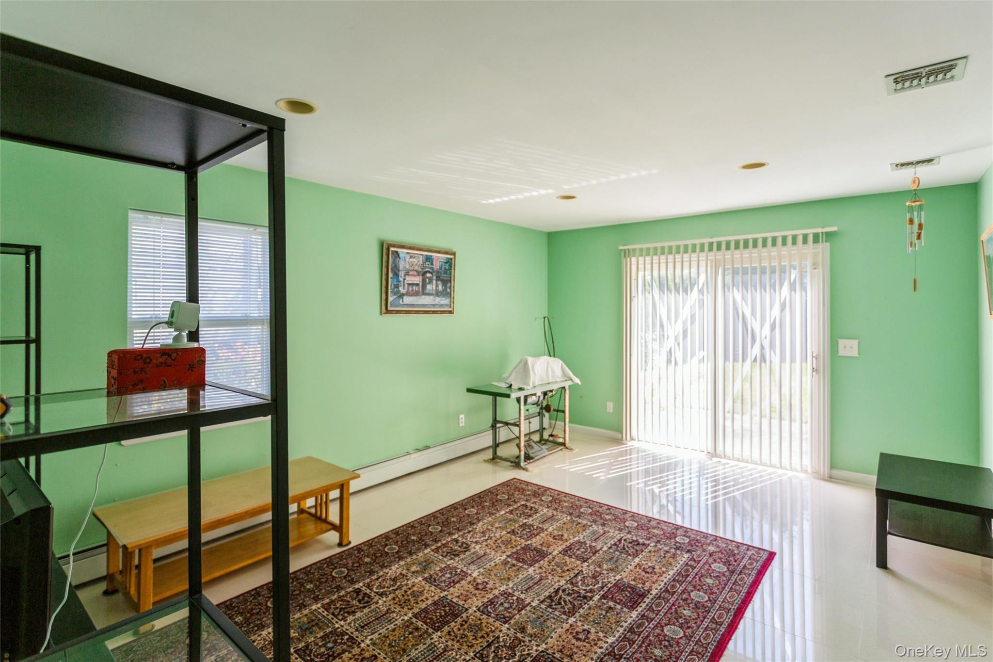 2929 Rockaway Avenue Property Photo 11