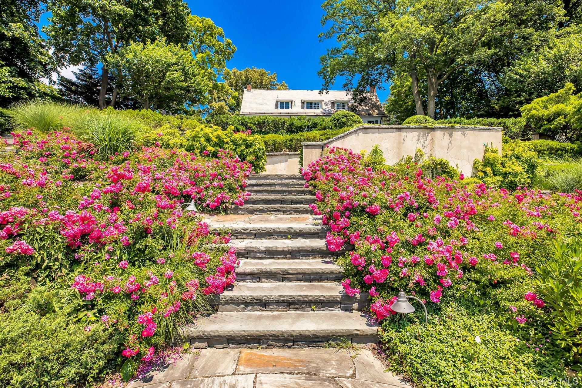 10 Hicks Lane Property Photo 44