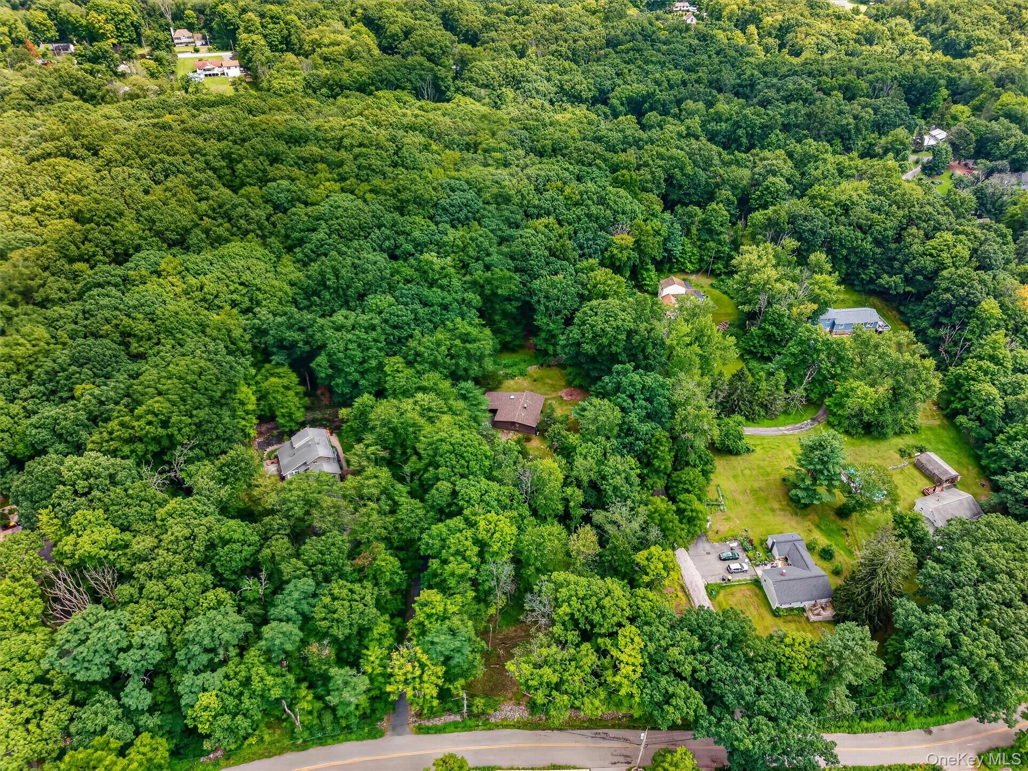 368 Old Dutch Hollow Road Property Photo 2
