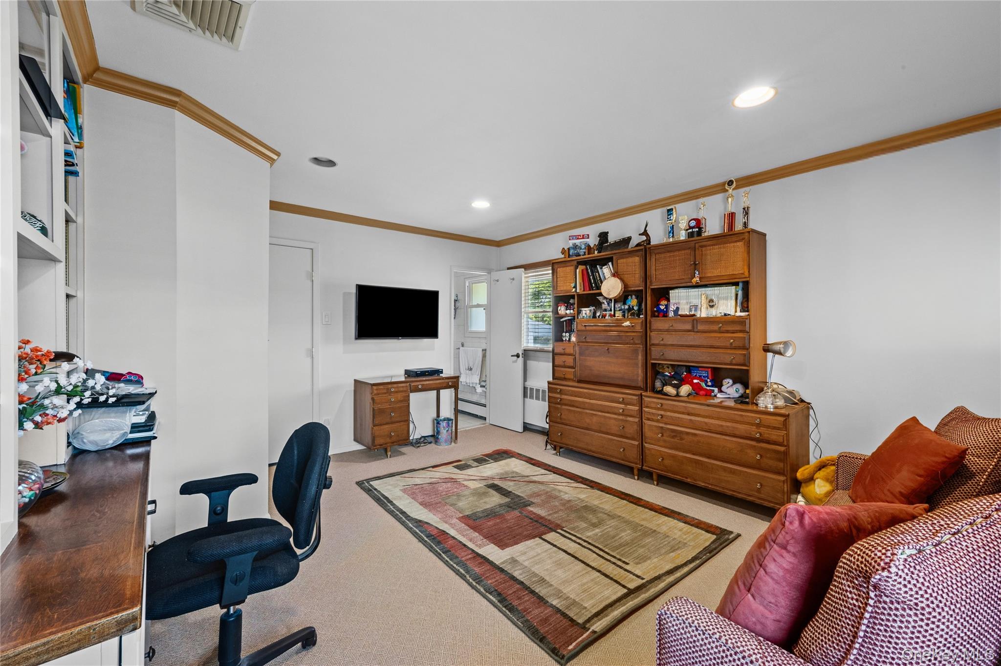 16 Winthrop Road Property Photo 16