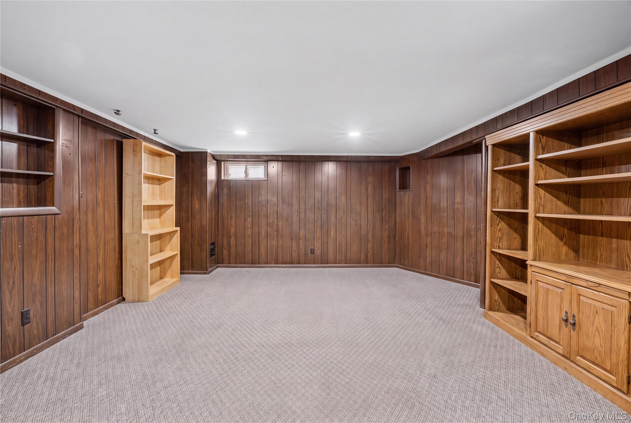 16 Winthrop Road Property Photo 26