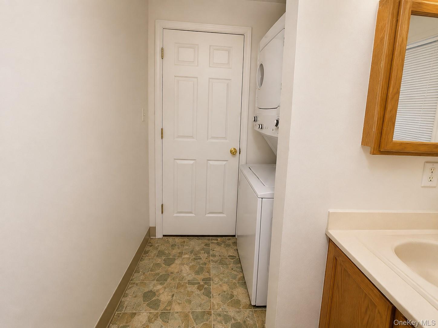 21 Minisink Trail Property Photo 6