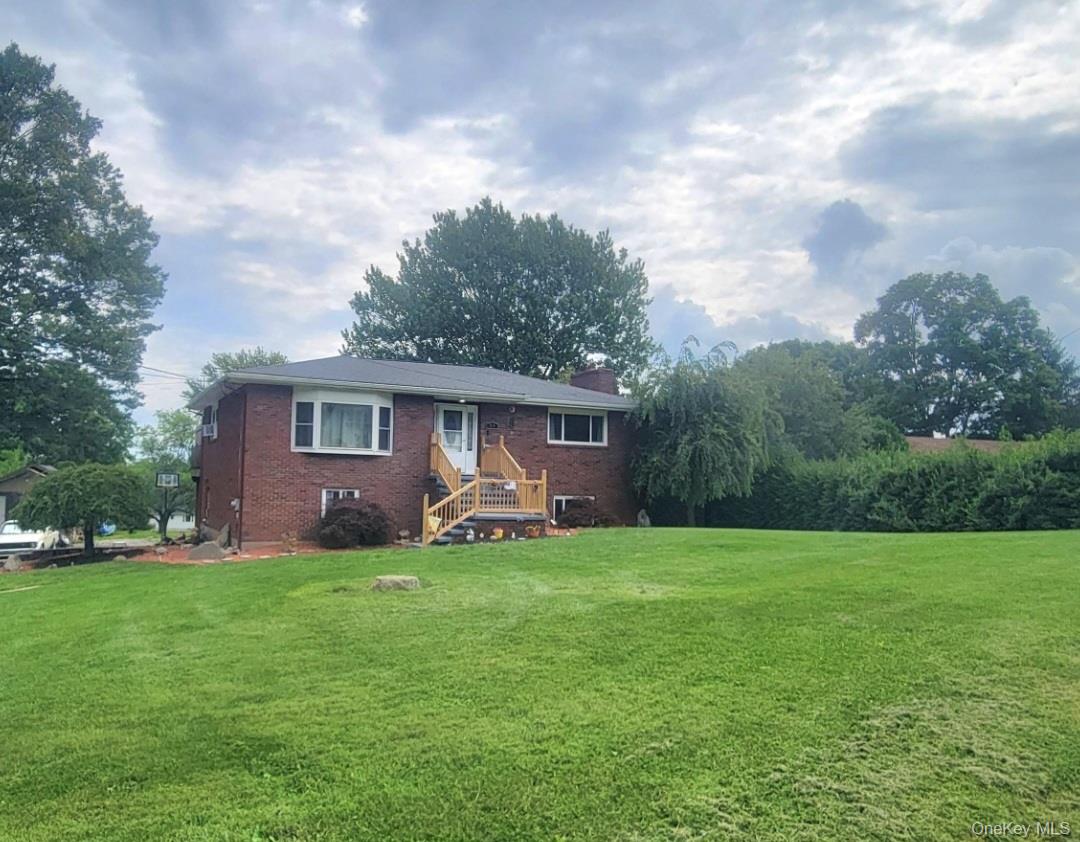 13 Lakeview Drive Property Photo 1