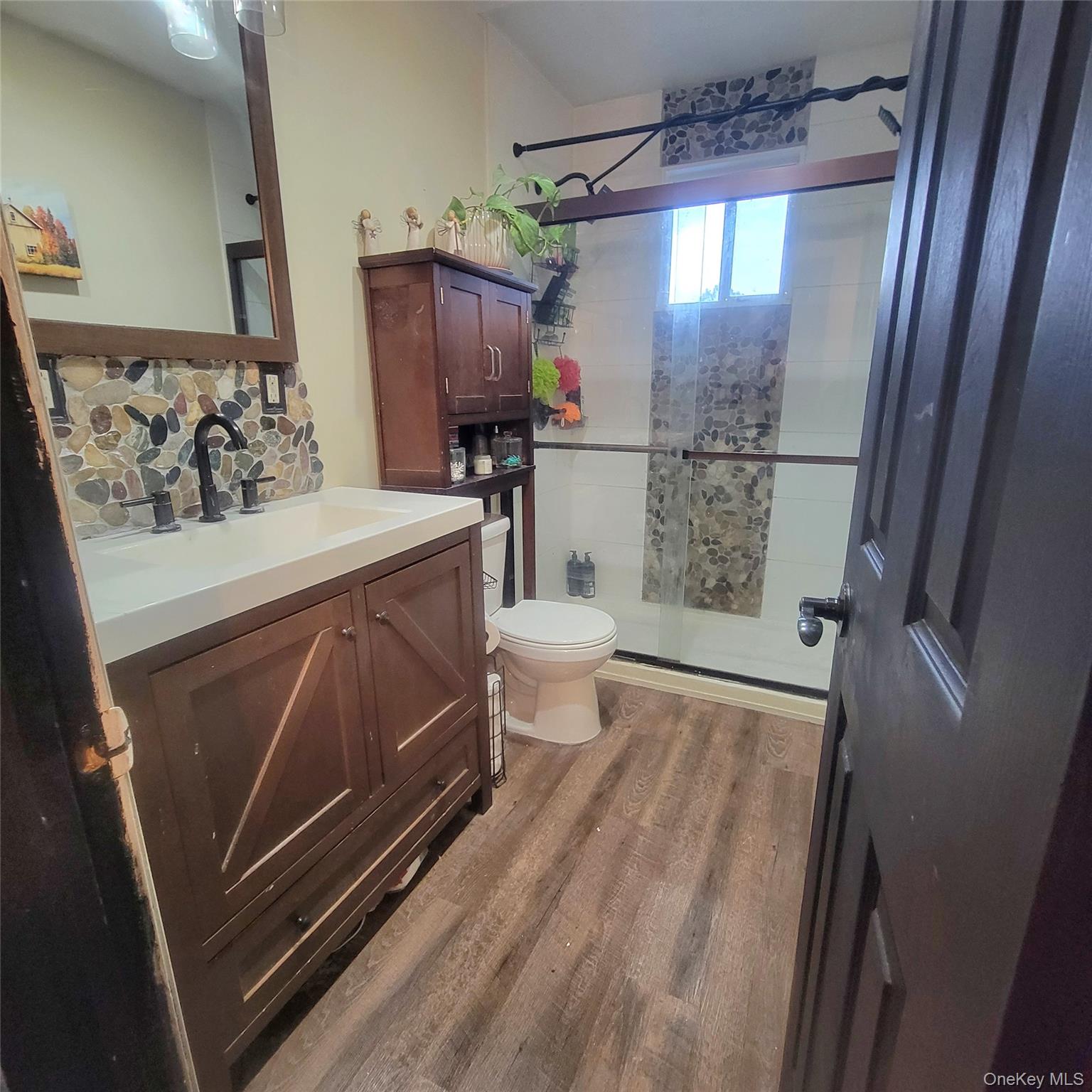 13 Lakeview Drive Property Photo 8