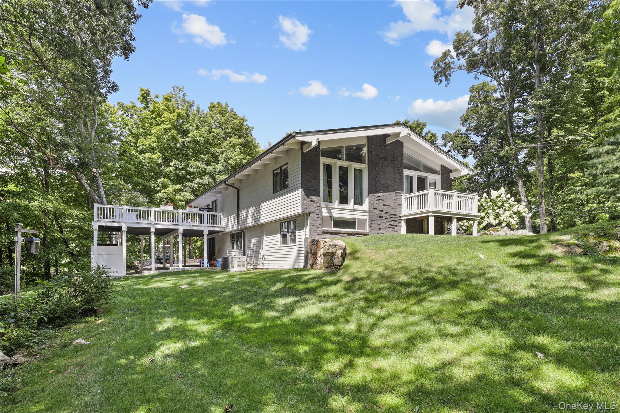 39 Lower Shad Road Property Photo 4